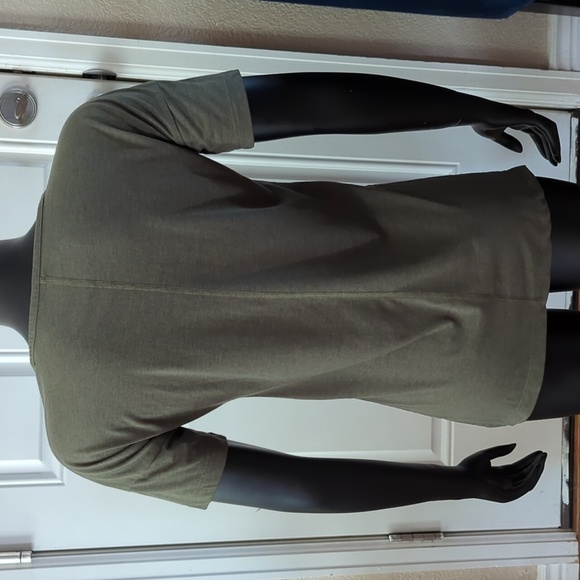 Nike Dri-Fit Tee XS - Picture 6 of 12